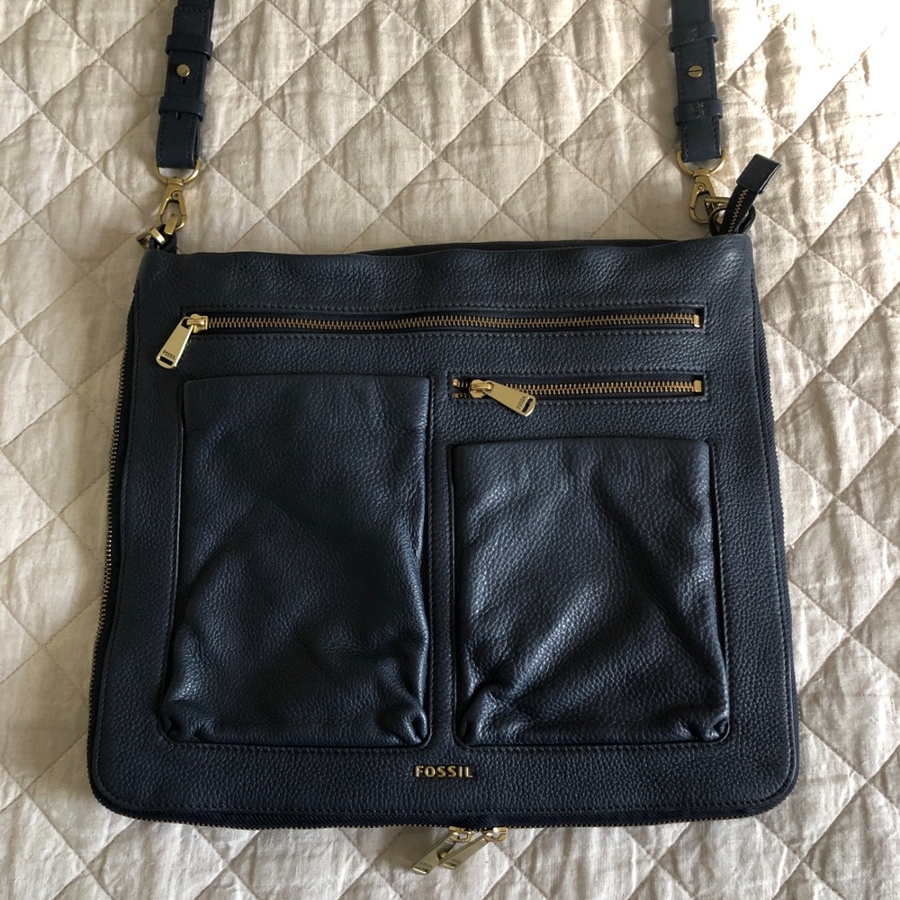 Fossil Leather Bag